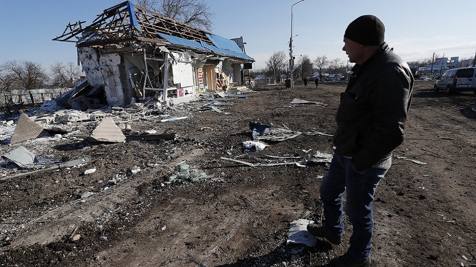 القوات الأوكرانية تفخخ مرافق مدنية بألغام مموهة