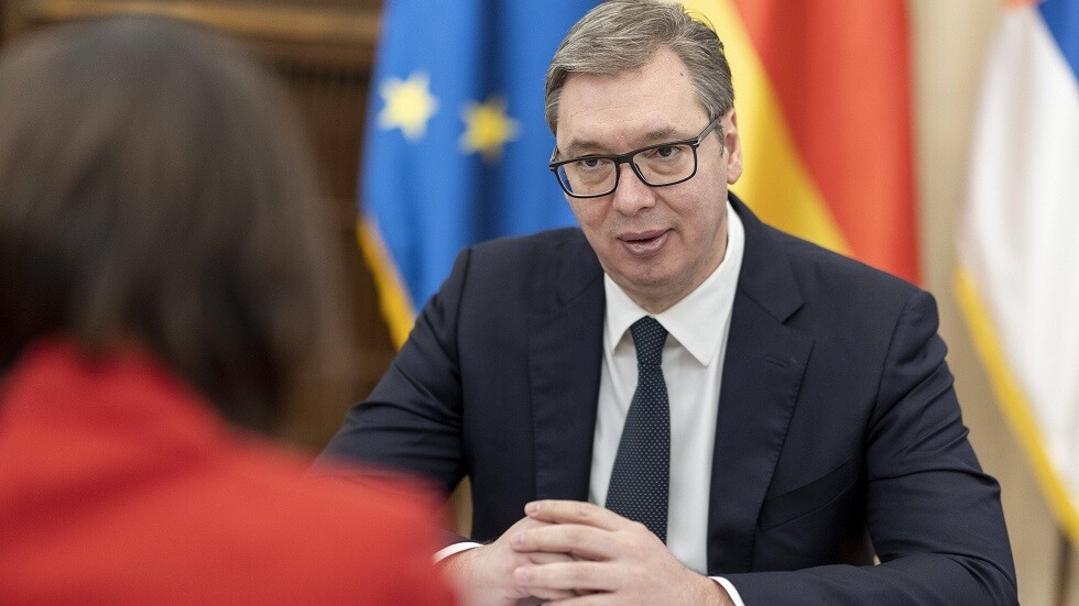 "بلومبرغ": الاتحاد الأوروبي يضغط على صربيا للانضمام إلى العقوبات ضد روسيا