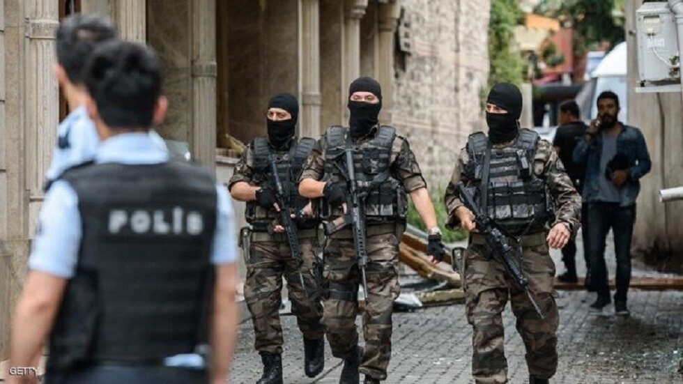 تركيا.. ضبط عملات وقطع أثرية مهربة شمال غربي البلاد