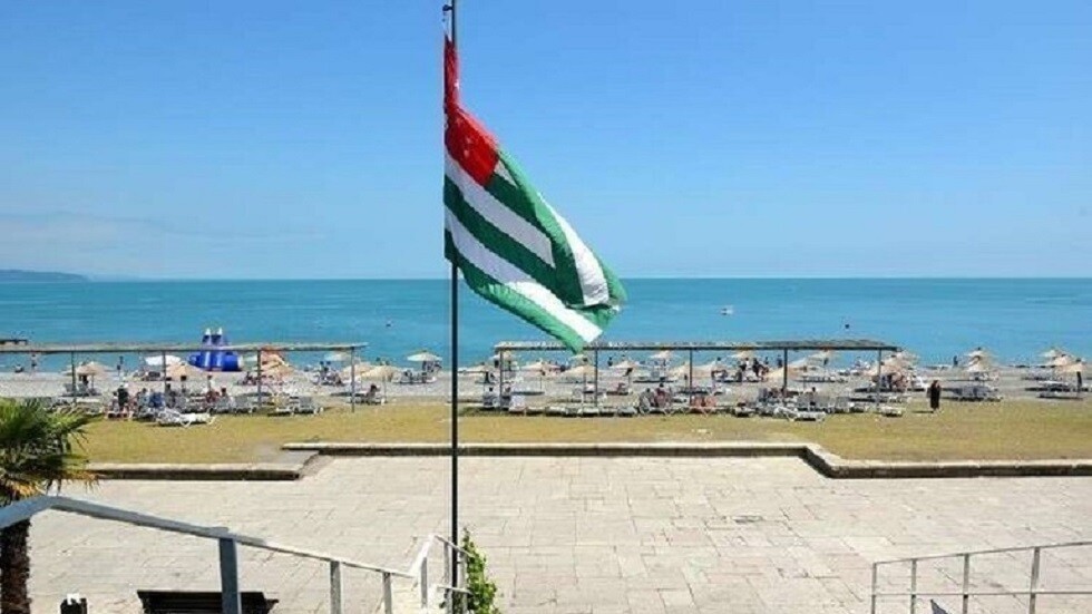 أبخازيا تستنفر قواتها وتعلن استعدادها لدعم الجيش الروسي