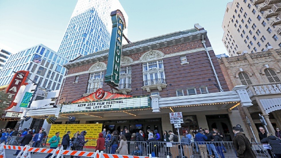 مدفوعا بقوة نجومه.. فيلم "The Lost City" يزيح "The Batman" عن عرشه (فيديو)