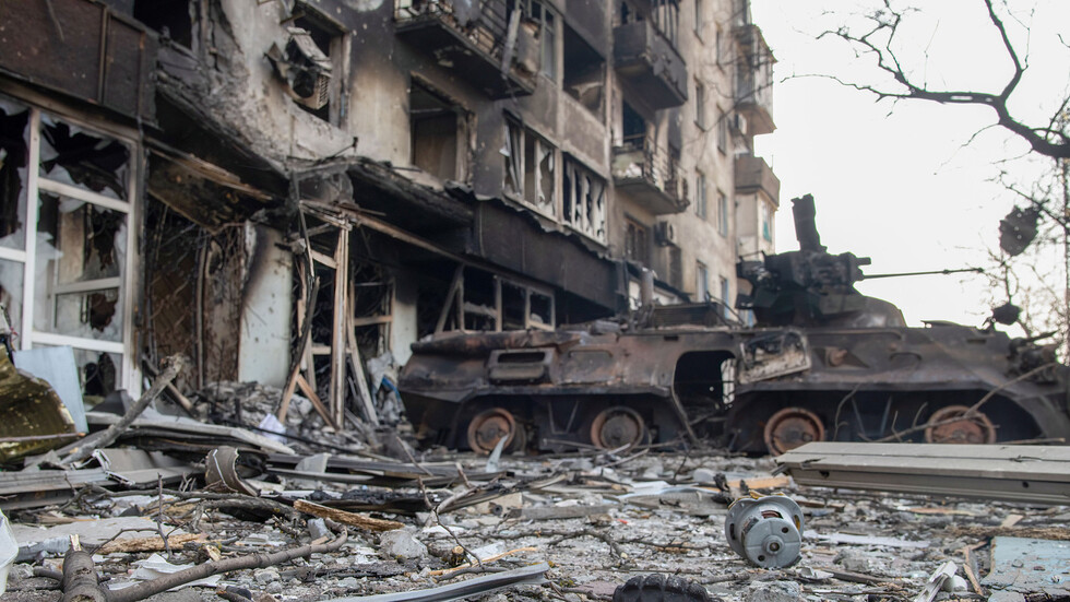 خبير لـRT: زيلينسكي نفذ المطلوب منه غربيا وروسيا ماضية في تحقيق أهدافها