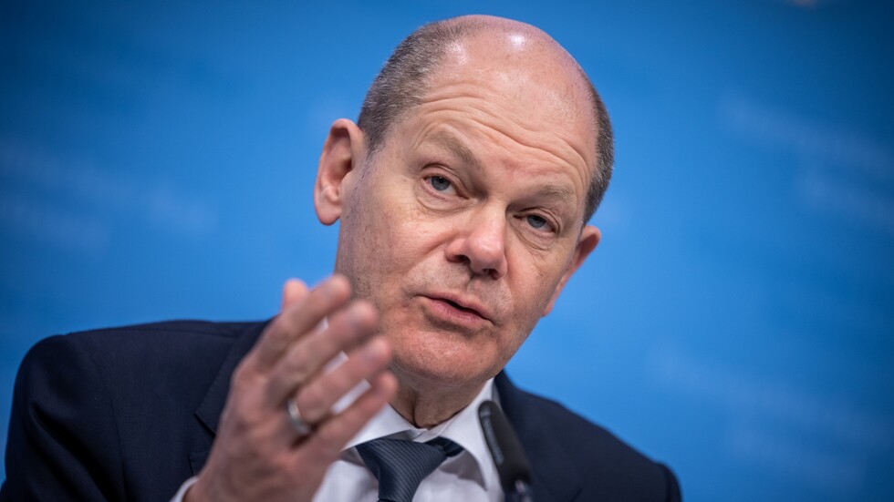 شولتس يقر بأن التخلي عن الغاز الروسي سيوقف قطاعات صناعية