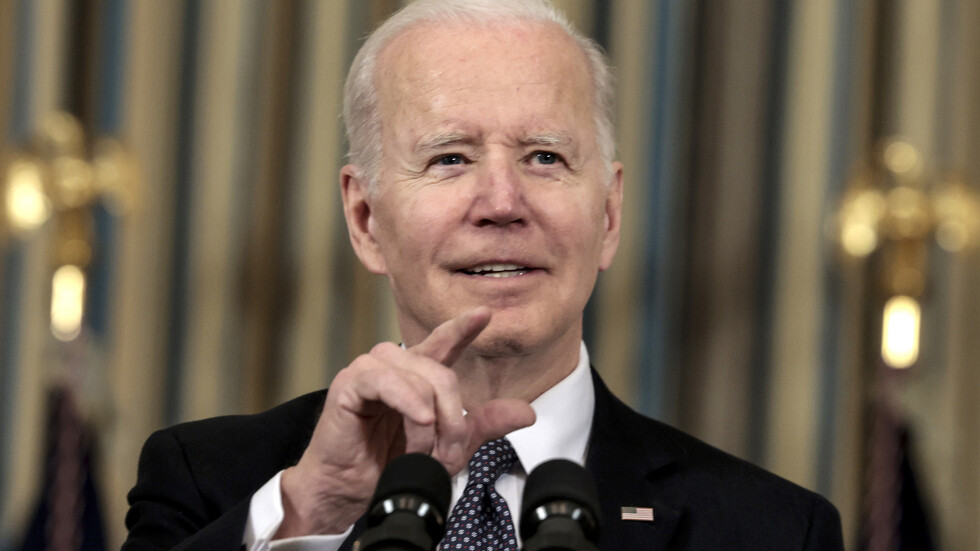 بايدن يوضح أنه لم يكن يقصد إرسال قوات أمريكية إلى أوكرانيا