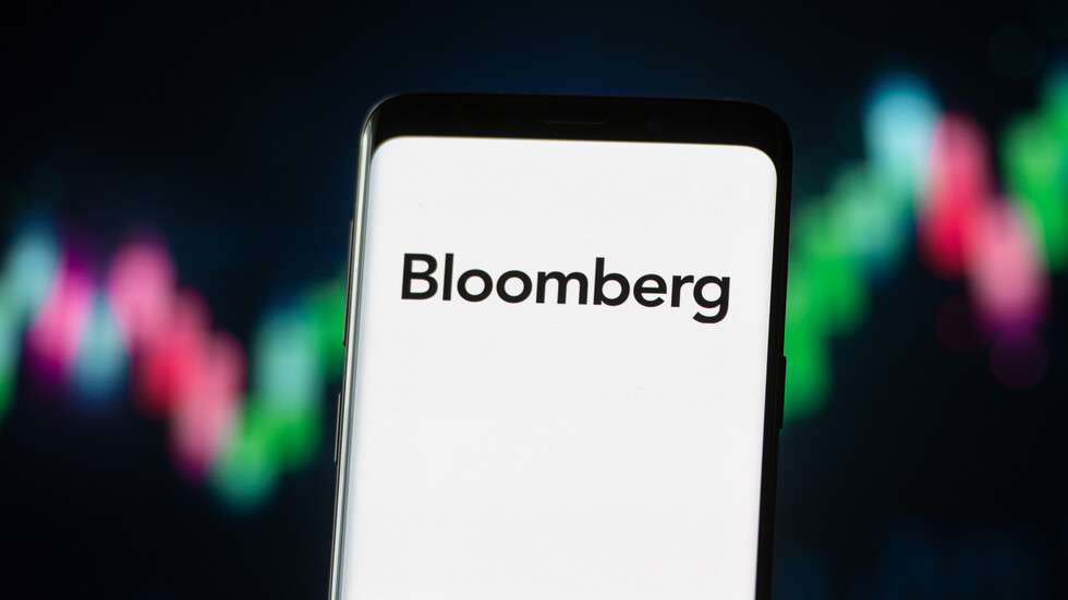 "بلومبيرغ" تعلّق أنشطتها في روسيا وبيلاروس