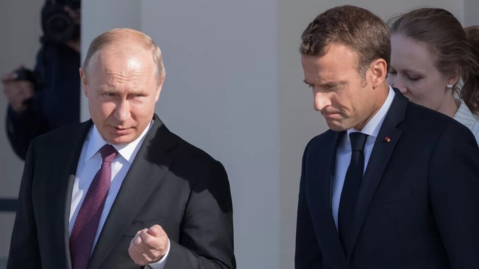 وسائل إعلام فرنسية: محادثة هاتفية بين ماكرون بوتين