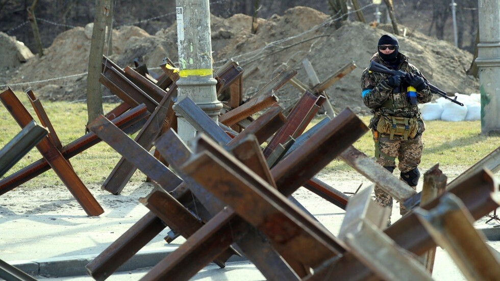 الدفاع الروسية: النازيون يتخذون أكثر من 4.5 مليون أوكراني دروعا بشرية