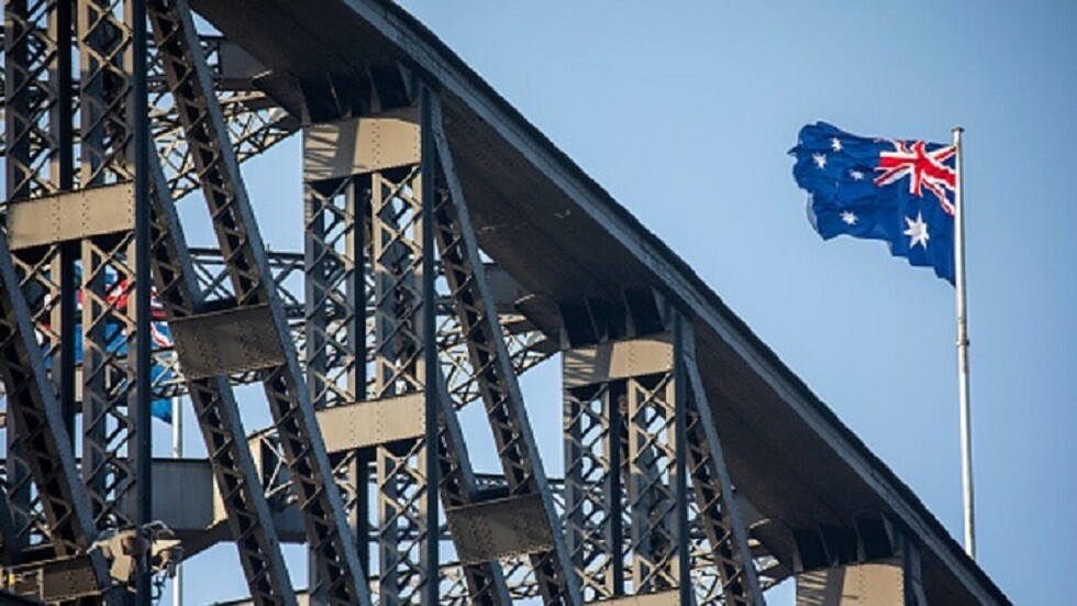 أستراليا تفرض رسوما إضافية على واردات جميع السلع من روسيا