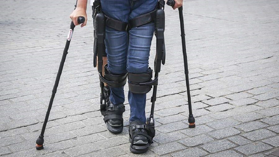 روسيا.. العلماء والطلاب يبتكرون هيكلا خارجيا بشريا نشطا