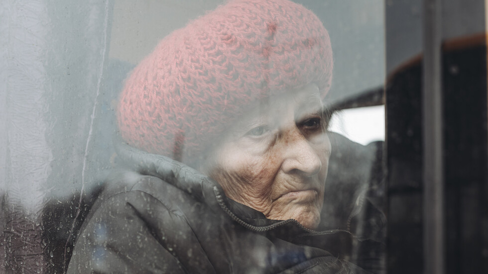 الصليب الأحمر ينوي الإشراف على إجلاء المدنيين من ماريوبول الأوكرانية غدا