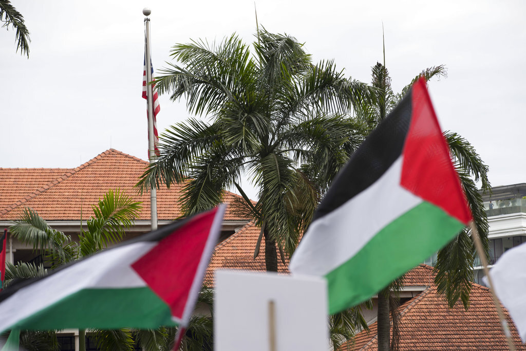 الفصائل الفلسطينية: الولايات المتحدة تسعى للسيطرة على العالم وتهديد مصالح الآخرين