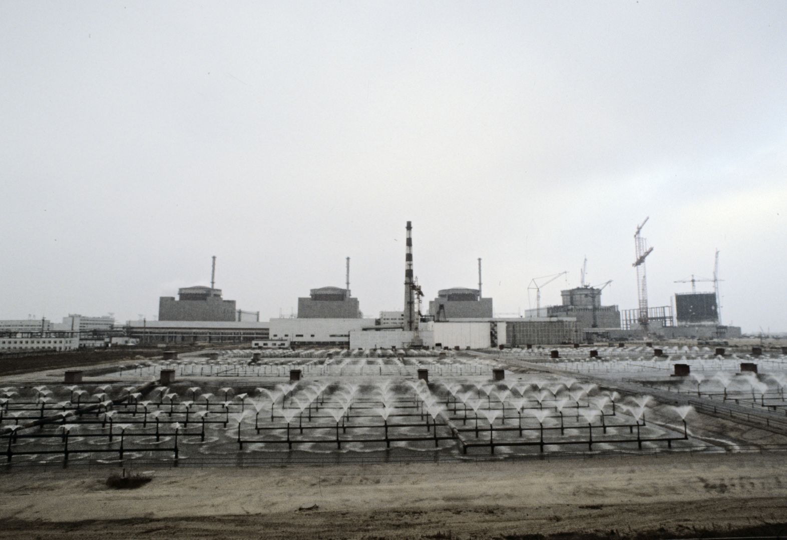 وزارة الطاقة الأمريكية تعلن سلامة المحطة النووية الأوكرانية وعدم تسجيل تسرب إشعاعي