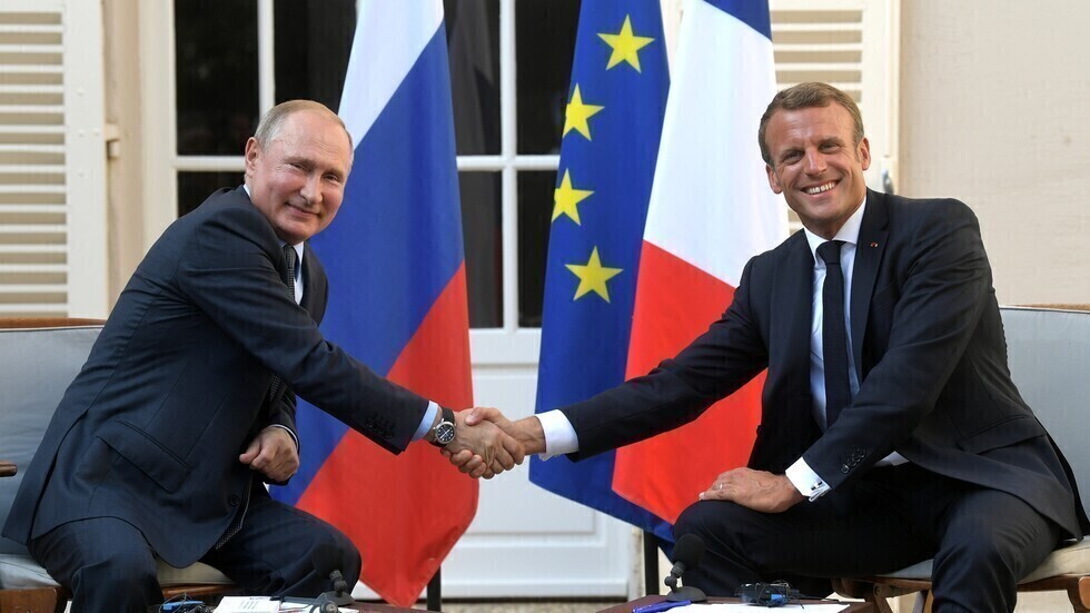 لودريان: فرنسا ليست في حالة حرب مع روسيا