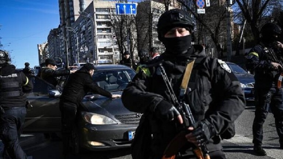 صحيفة: الضربة الصاروخية الروسية تدفع كييف لوقف تجنيد المرتزقة