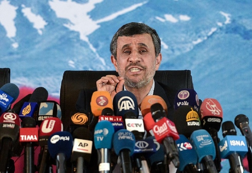 الرئيس الإيراني الأسبق محمود أحمدي نجاد