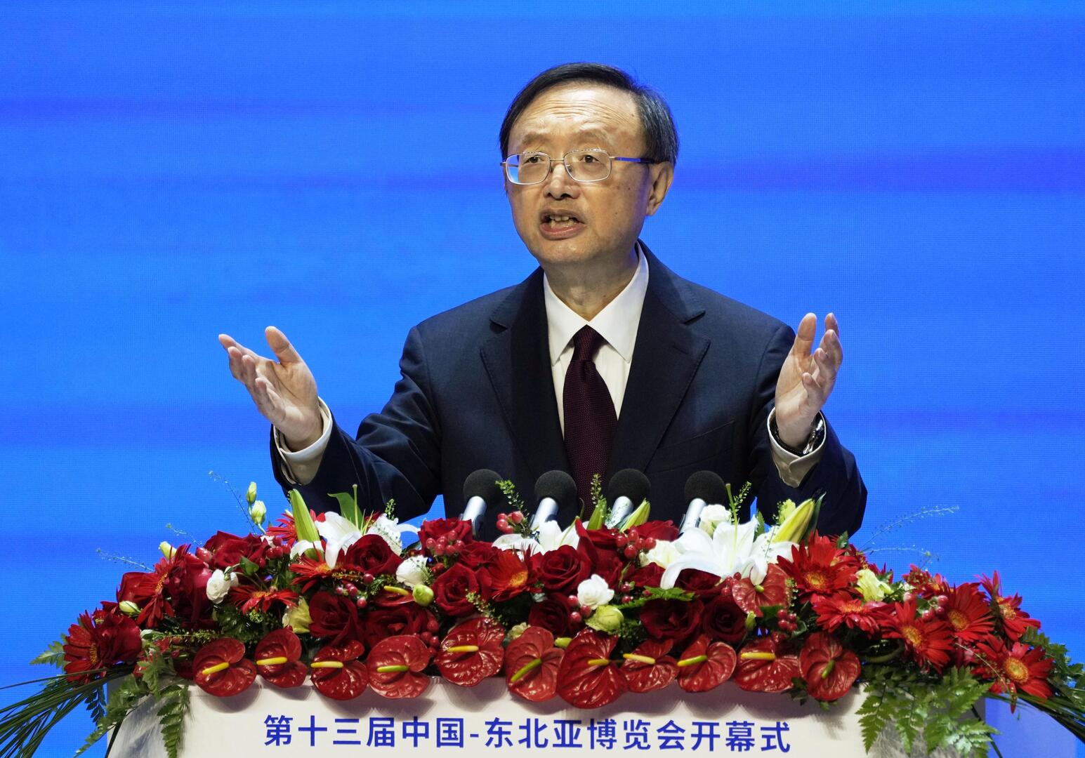 رئيس مكتب الشؤون الخارجية في اللجنة المركزية للحزب الشيوعي الصيني، العضو في المكتب السياسي للحزب يانغ جيتشي