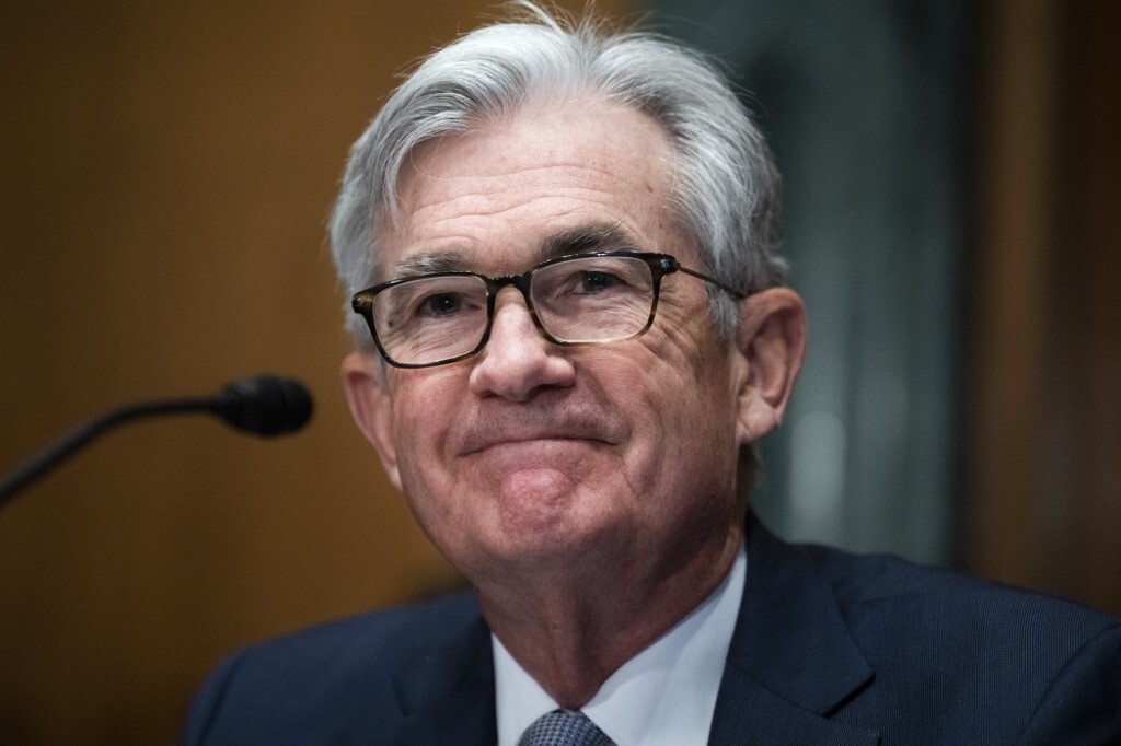 الفيدرالي الأمريكي يعلن استعداده لرفع أسعار الفائدة
