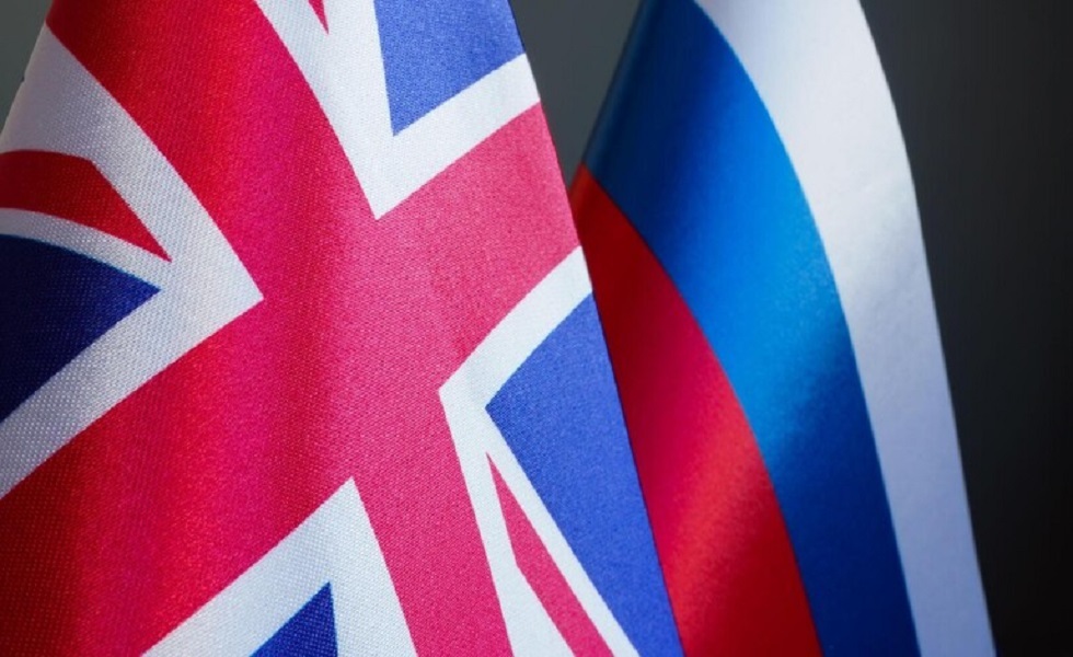 بريطانيا مستعدة للنظر في رفع العقوبات عن روسيا إن 