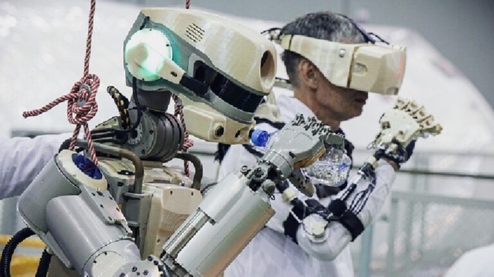 شركة روسية تقترح استخدام روبوت على هيئة إنسان في رحلات إلى المريخ