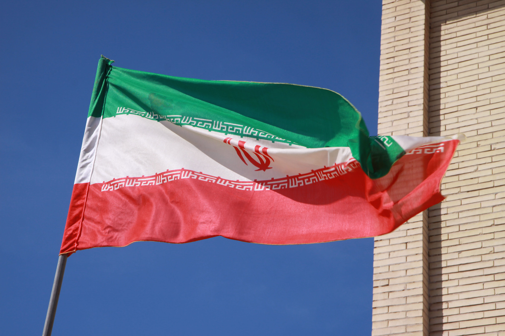 وزير النفط الإيراني يعلن عن موعد عمليات الحفر في حقل 