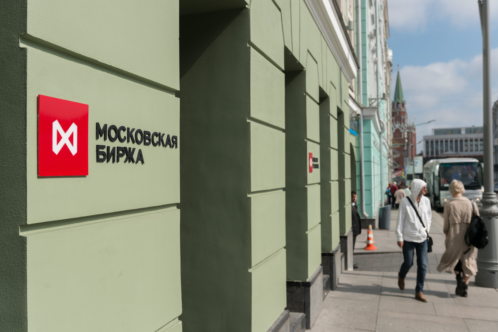بورصة موسكو.. المؤشر RTS يقفز بأكثر من 10%
