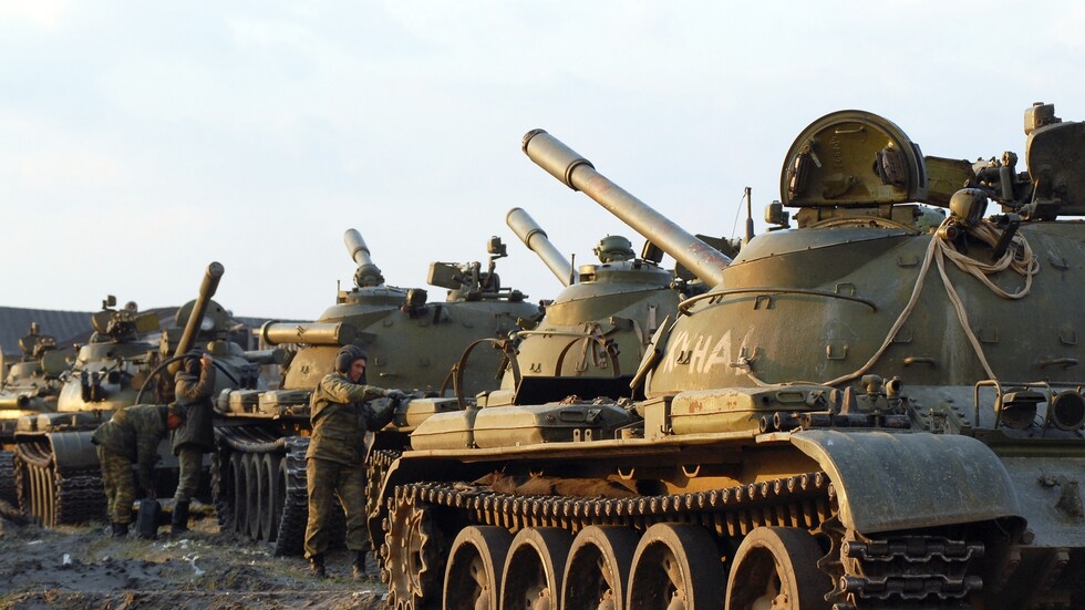 الجيش الروسي يجري مناورات عسكرية في جزر الكوريل