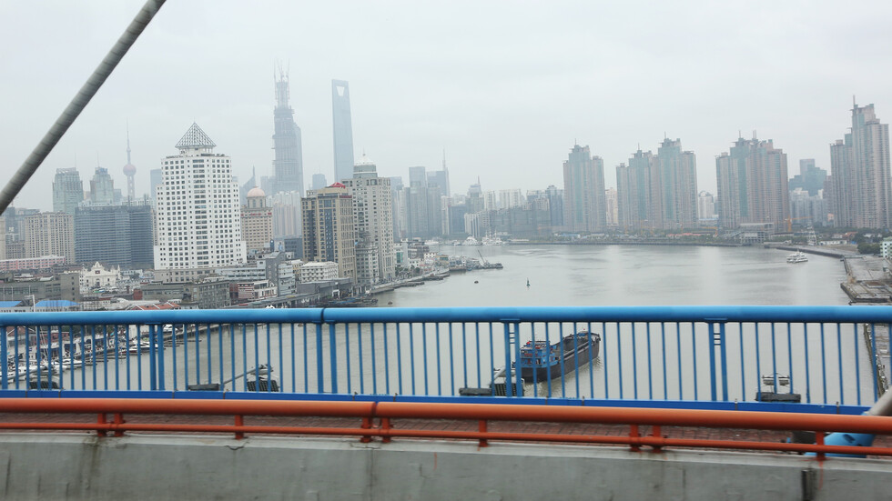 السلطات الصينية تغلق مناطق جديدة في مدينة شنغهاي لمكافحة تفشي كورونا