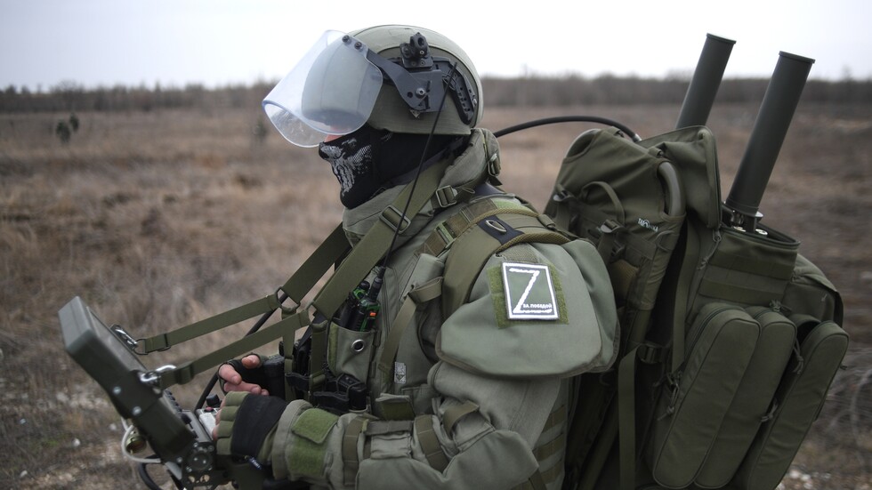 170 عسكريا أوكرانيا ألقوا أسلحتهم في جمهورية لوغانسك