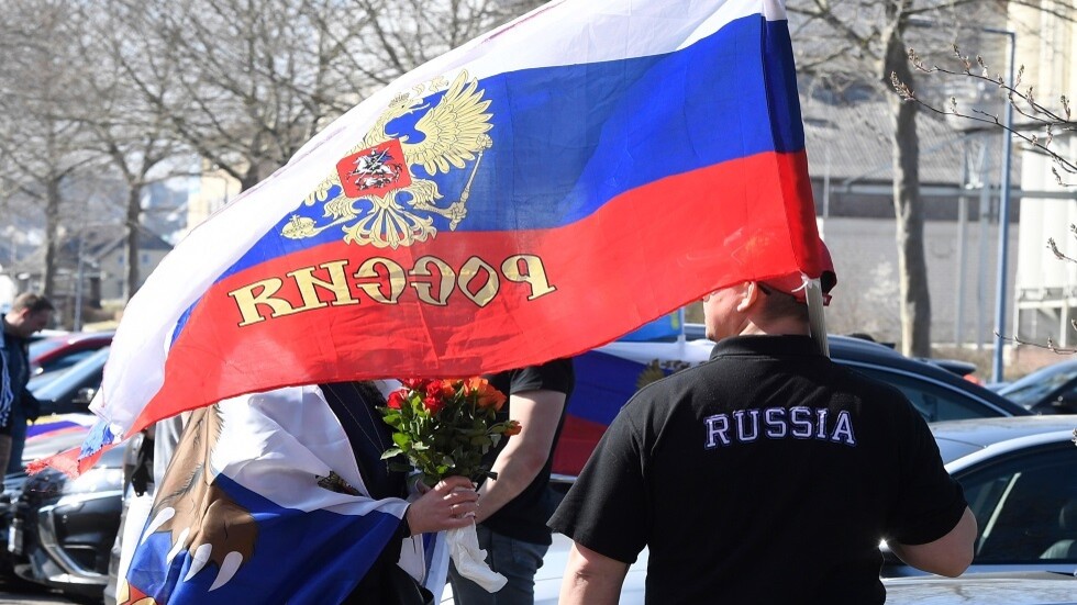 مسيرة سيارات في أثينا دعما لروسيا