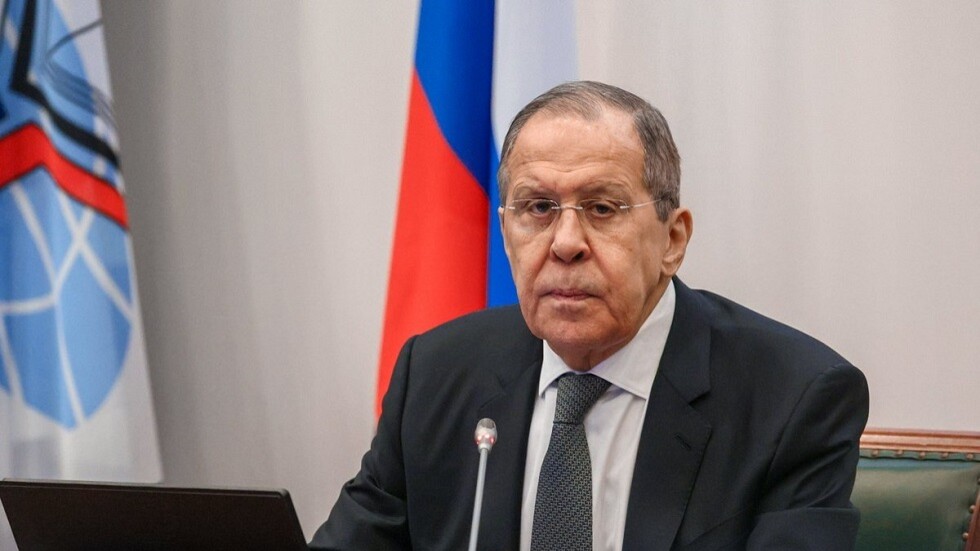 وزير الخارجية الروسي يعلن نيته زيارة الجزائر قريبا