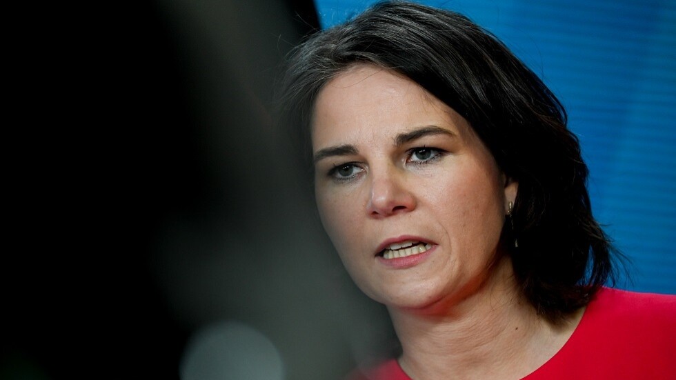 ألمانيا تعلن طرد 