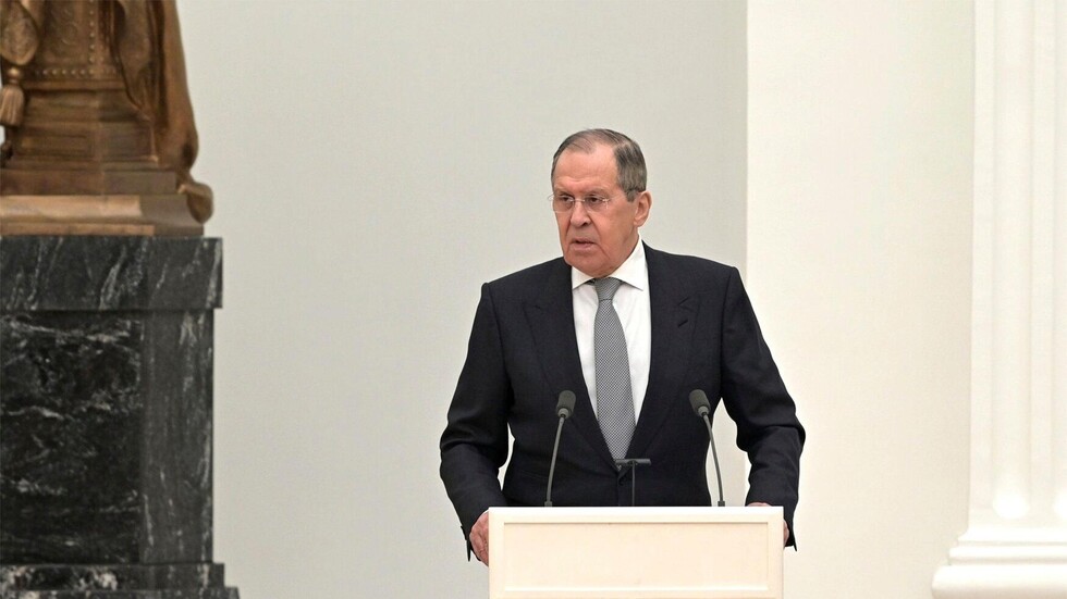 لافروف: سنصر على ألا تبقى جرائم القوات الأوكرانية بدون عواقب