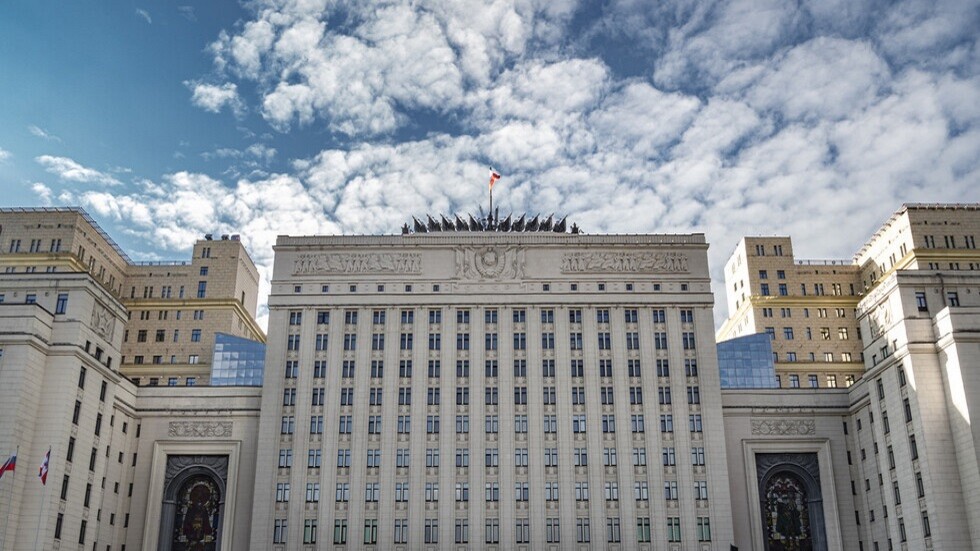 الدفاع الروسية: تدمير 33 منشأة عسكرية وإسقاط 5 مسيرات ومروحيتين تابعة للقوات الأوكرانية