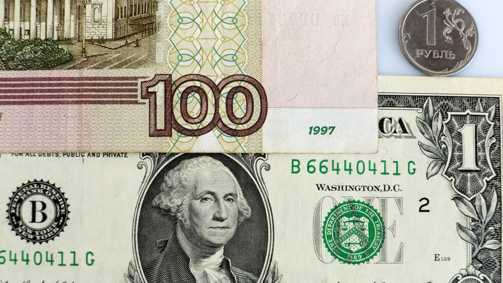 للمرة الأولى.. روسيا تسدد بالروبل دينا اقترضته بالدولار