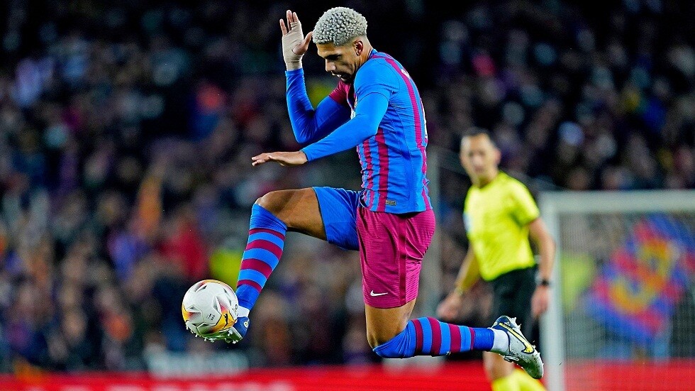 وكيل أراوخو يزف خبرا سعيدا لعشاق برشلونة