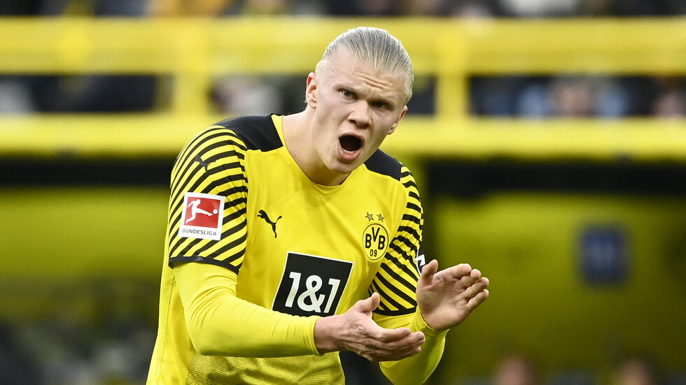 هالاند يرفض عرضا مغريا من مانشستر سيتي