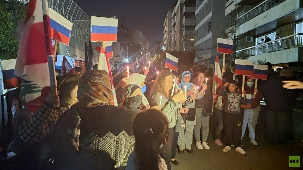 بيروت.. حملة تأييد لروسيا أمام سفارة موسكو في بيروت (صور + فيديو)