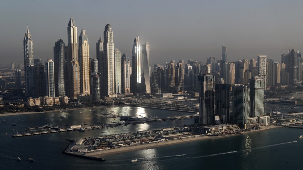 "فوربس": المليارديرات الروس يسعون لتملك العقارات الفاخرة في دبي