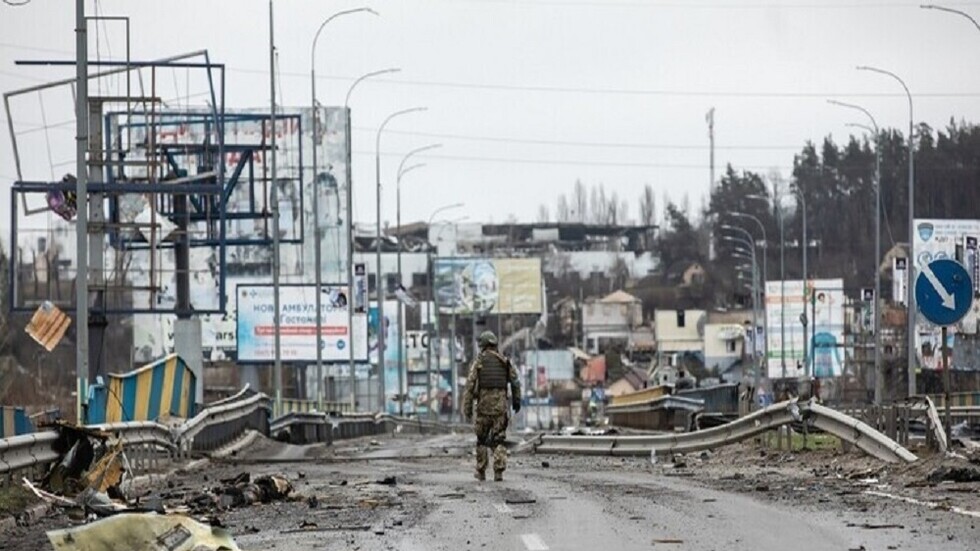 "THE SUN" تنشر صورا من بوتشا الأوكرانية تثبت تورط النازيين في الحادث المأساوي