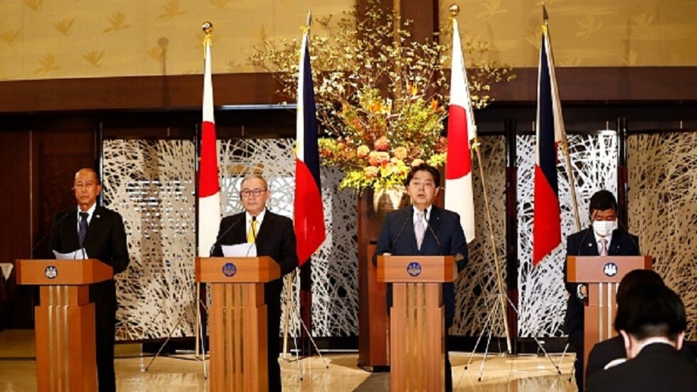 في أول محادثات من نوعها.. اليابان والفلبين تتفقان على تعزيز التعاون الأمني