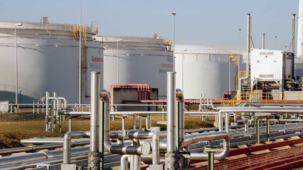 حكومة بافاريا تحذر من بطالة شاملة في حال انقطاع الغاز الروسي بشكل مفاجئ