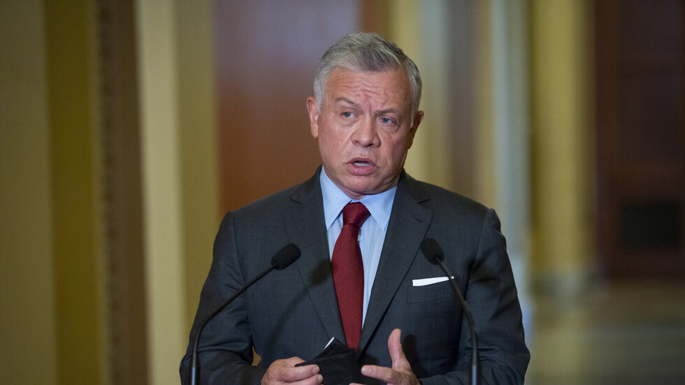 الديوان الملكي الأردني سيصدر بيانا حول تفاصيل العمليه الجراحية للملك