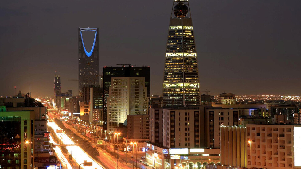 السعودية.. حملة على الرتب العسكرية المخالفة في منطقة الرياض بتوجيه من أميرها