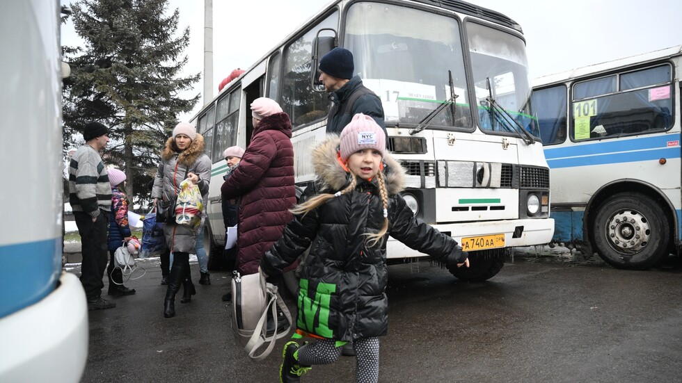 مصدر: إجلاء أكثر من 750 ألف شخص من أوكرانيا إلى روسيا منذ بداية العملية العسكرية