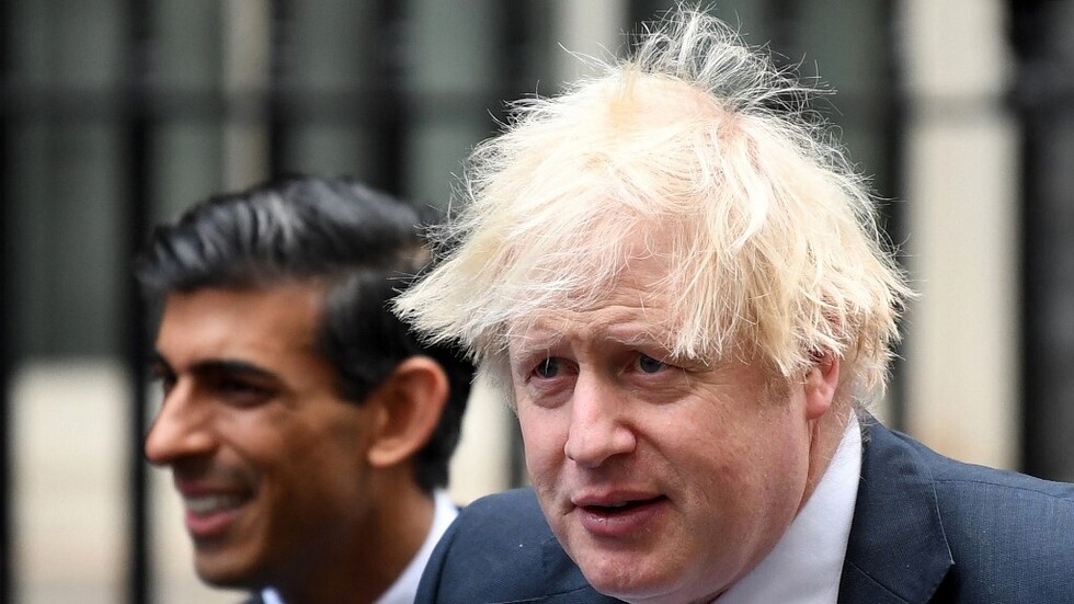 فرض غرامة على جونسون على خلفية الاحتفالات خلال فترة الحجر الصحي