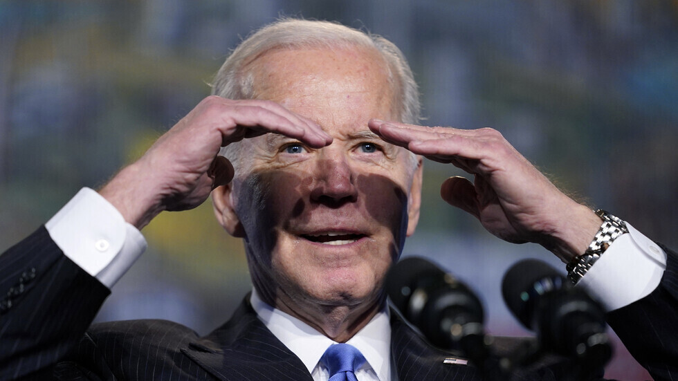 بايدن: ارتفاع الأسعار في الولايات المتحدة سببه العملية الروسية في أوكرانيا بنسبة 70%