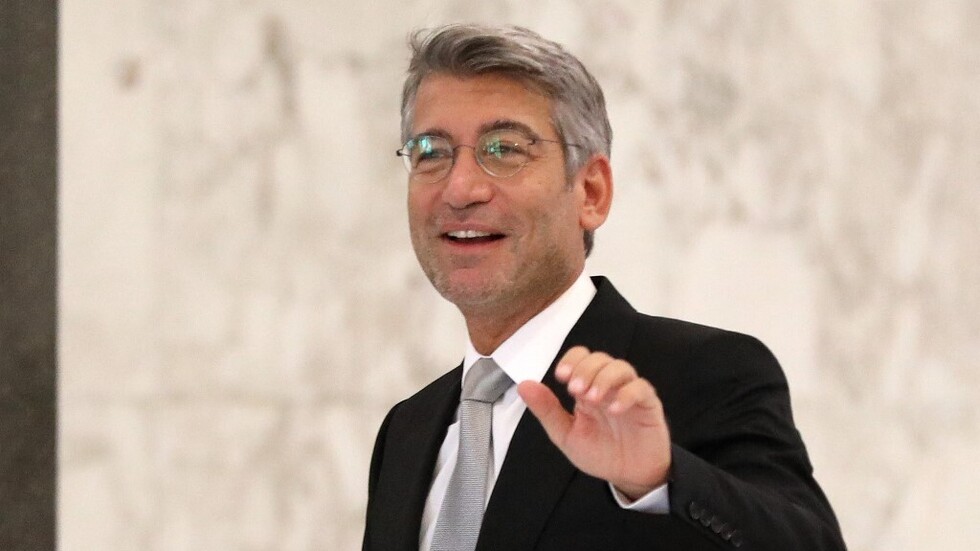 وزير الطاقة اللبناني يزور القاهرة لبحث استيراد الغاز