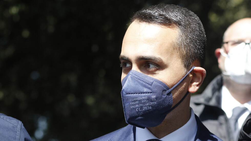 إيطاليا تؤكد استمرار التواصل مع روسيا