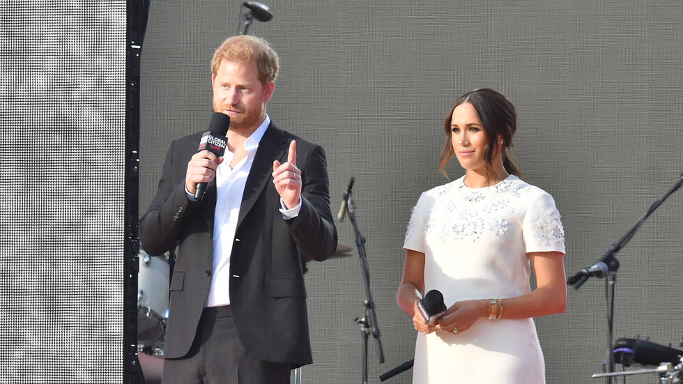 الأمير هاري وزوجته يلتقيان الملكة إليزابيث الثانية لأول مرة منذ سنتين