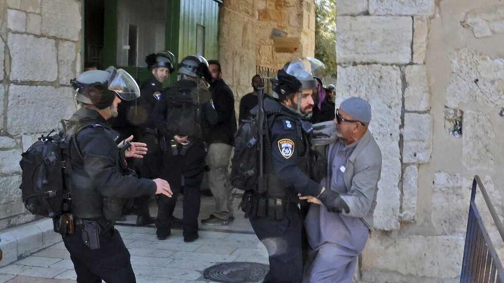 إسرائيل.. تصريح لوزير الأمن الداخلي بعد اعتداءات الجيش الإسرائيلي على المصلين في الأقصى